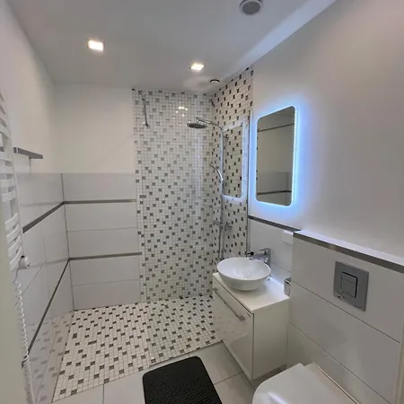 Ronzes Apartment